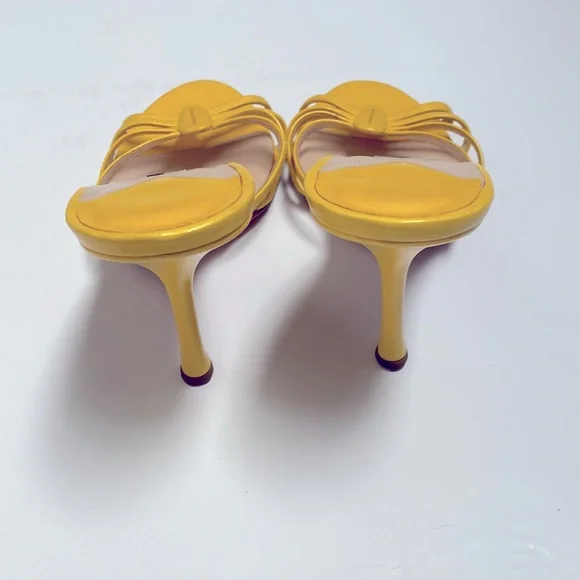 Jimmy Choo 💛 Strappy Kitten Sandal Heels in Yellow Size 7.5 Open Toe Mule Heel